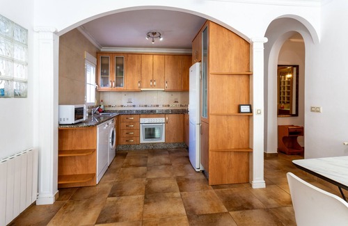 Orihuela Costa Villa | "5 bedroom Villa private Pool and Garden" close to the Sea with Pool & Wi-Fi