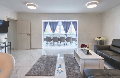 Buici Villa | 5 bedroom villa with pool in Porec