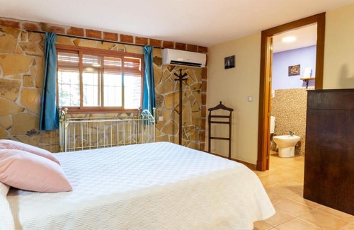 La Guardia de Jaen Villa | 5 bedrooms villa with private pool and enclosed garden at La Guardia de Jaen