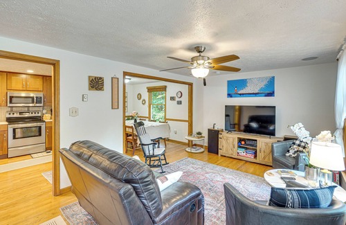 Millville House | 5 Mi to Harpers Ferry NHP: Quiet Home w/Deck