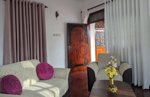Weligama Apartment | 5 mins to beach. Affordable and comfortable stay !