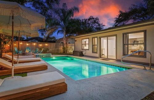 Wexford Leas House | 5 mins to Honeymoon Island~Sand Volleyball~Firepit