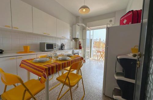 Loano Apartment | 5 minutes from the beach with sea view