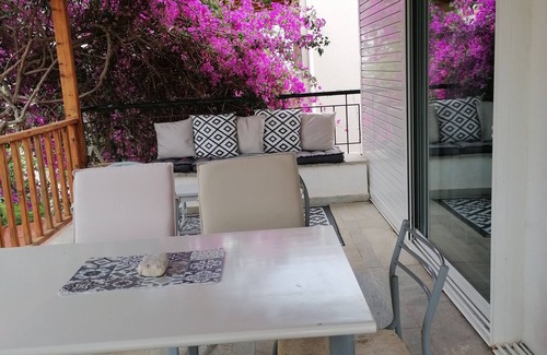 Ormos Agiou Ioannou House | 5 minutes sea sand beach ,30 minutes Athens Airport owners transfers & tours