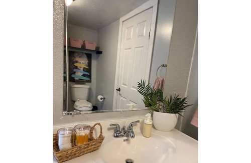 Highland Park House | 5 minutes to Downtown/ two house property