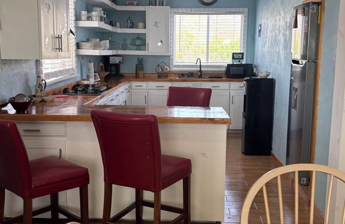 Sabinas Hidalgo Apartment | 5 minutes to the recreational Ojo de Agua , Charco del Lobo and La Turbina Park.