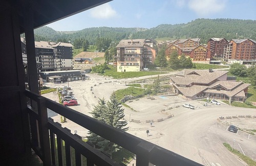 Risoul Apartment | 5-person apartment, Risoul resort, close to shops and slopes