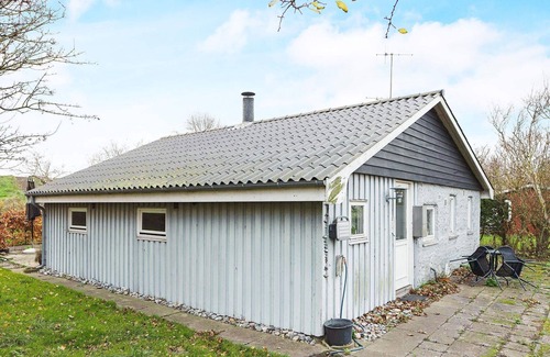 Dannemare House | 5 person holiday home in Dannemare