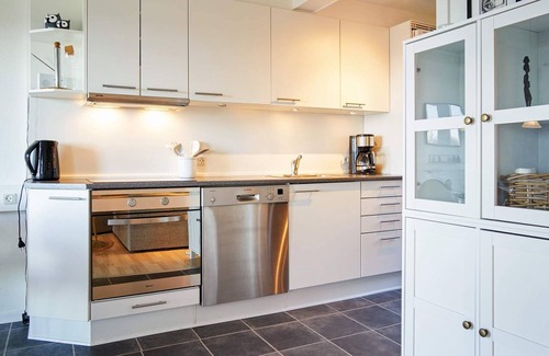 Gudhjem House | 5 person holiday home on a holiday park in Gudhjem