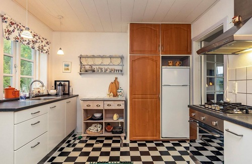 Vestero Havn House | 5 person holiday home in Læsø