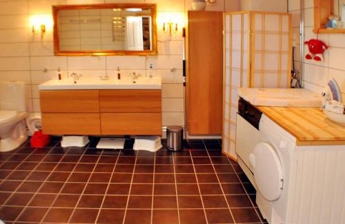 Mariestad House | 5 person holiday home in MARIESTAD-By Traum