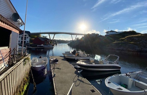 Nautnes Apartment | 5 person holiday home in Tjeldstø