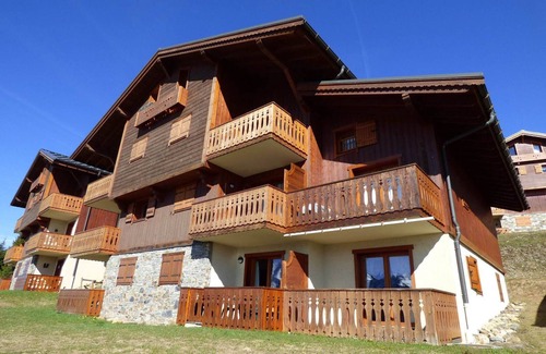 Bisanne 1500 Apartment | 5-Room Ski-In/Out Apartment with Parking - Sleeps 9 - Near Les Saisies