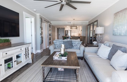Gulf Lagoon Beach Condo | 5 STAR BEACHFRONT 2BR/2BA Dunes of Panama D505 Nov & Dec Snowbird Available!