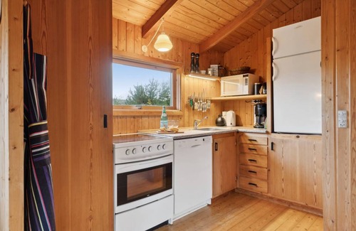 Torup Strand House | 50 m² House ∙ 2 bedrooms ∙ 4 guests