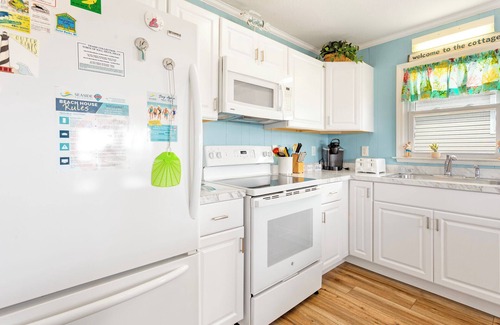 Kitty Hawk House | 5001 Indebted By The Sea * 3 Min Walk to Beach
