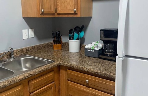 Lindenwald House | 5145 Porsche · Newly Remodeled 2 BDRM Ranch- Attached Home