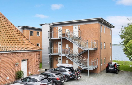 Hejlsminde Strand Apartment | 53 m² Apartment ∙ 2 bedrooms ∙ 4 guests