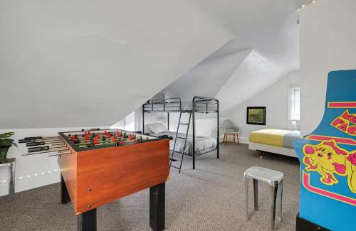 Pittsburgh House | 5BDRM GEM with Arcade - Mt Wash