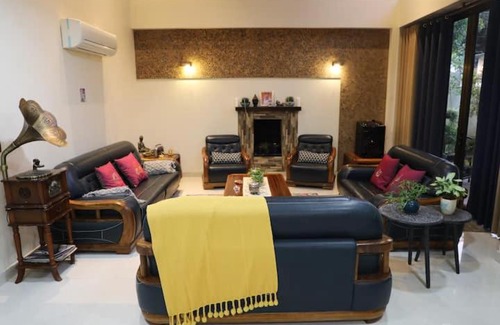 Bullawala Villa | 5BR Luxurious Villa In Dehradun