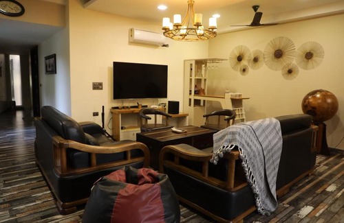 Bullawala Villa | 5BR Luxurious Villa In Dehradun