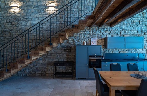 Idenheim Apartment | 6-bed apartment Maria with terrace - Ferienwohnungen Kohnshof