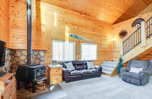 Backus House | 6 Mi to Spider Lake ATV Trails Cabin with Fire Pit