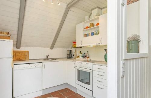 Blavand Strand House | 6 person holiday home in Bl vand