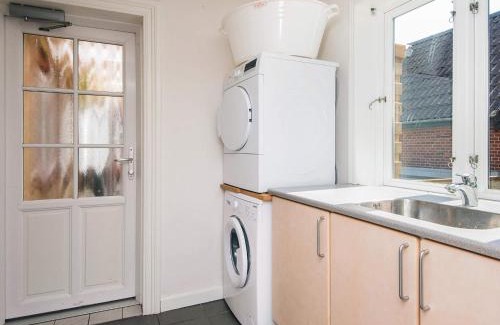 Vragard House | 6 person holiday home in Højer