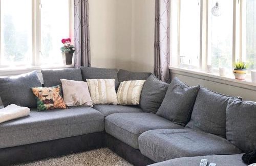 Stryn House | 6 person holiday home in Utvik