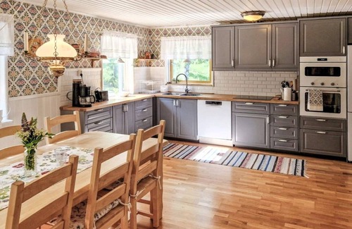 Gryt House | 6 person holiday home in VALDERMARSVIK