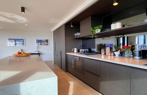 South Yarra Apartment | * 6 STAR PANORAMIC LUXURY *