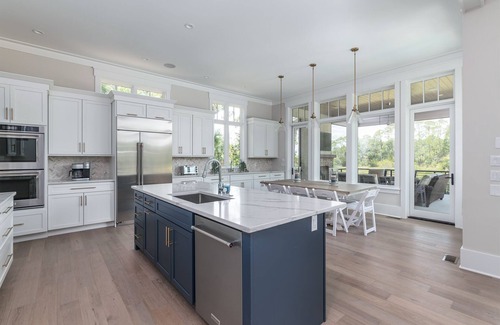 Sea Pines House | 60 S Sea Pines Drive - 10/10 Rating - 6 bedrooms/8 bath home in Sea Pines!