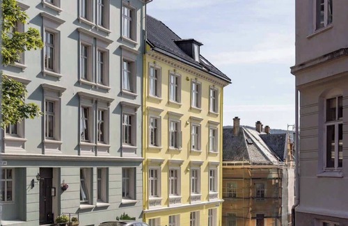 Bergenhus House | 600 m from Bryggen | Renovated apartment in a former rope factory