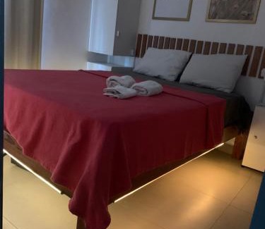 Jardim Oceania Apartment | 604- Suíte da Diretoria- Lua de Mel- varanda vista mar- 5 min praia