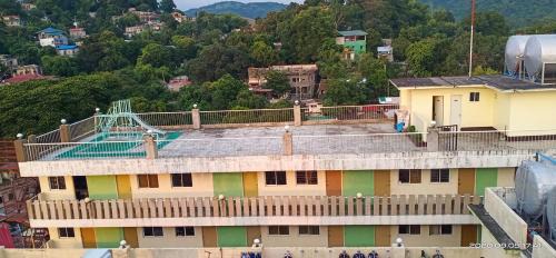 Antipolo Apartment | 641 F A M I L Y with FREE WIFI & NETFLIX!
