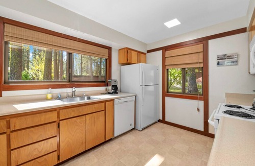 Graeagle Apartment | #65 Graeagle Meadows