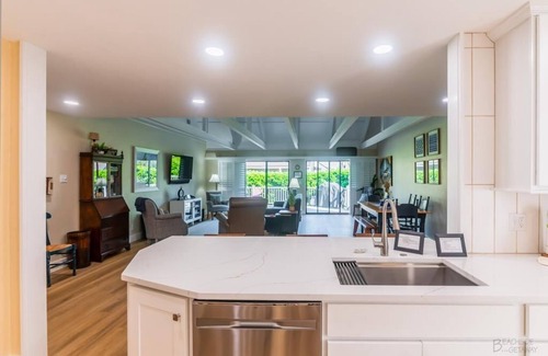 Palmetto Dunes Condo | 688 Queens Grant, Short Walk to the Beach