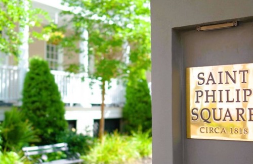 Cannonborough Elliotborough House | 6C at StPhilipSquare, One Block to King, Classic Charleston Comfort