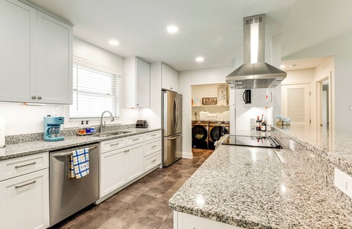 Colonial Beach House | 7+ Acre Private Waterfront Gem in Colonial Beach