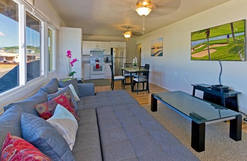 Portlock House | 7-BEDROOM HOME SPECTACULAR POOL WALK EVERYWHERE AROUND HAWAII KAI!