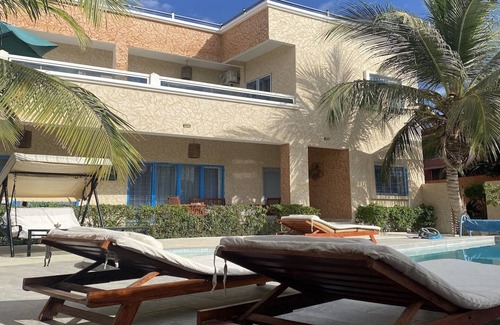 La Somone Villa | 7 bedroom villa with swimming pool 200m from the beach at Somone Senegal