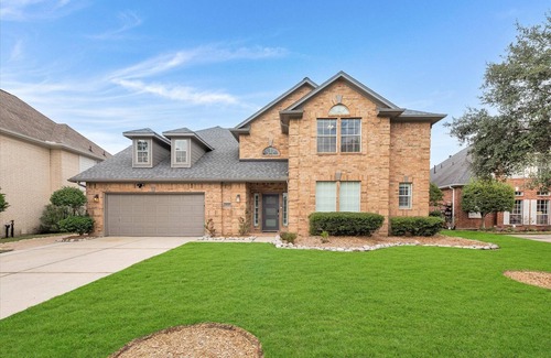 Atascocita House | 7-BR Lakeside Bliss Pool & Spa 30 Mins Downtown SG1