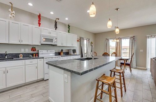 Sunridge Estates House | 7 Mi to Golf: Mtn-View Retreat in Bullhead City