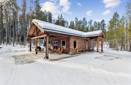 Coram House | 7 Min To Glacier, Fire Pit, Great Memories
