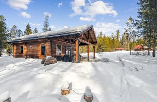 Coram House | 7 Min To Glacier, Fire Pit, Great Memories