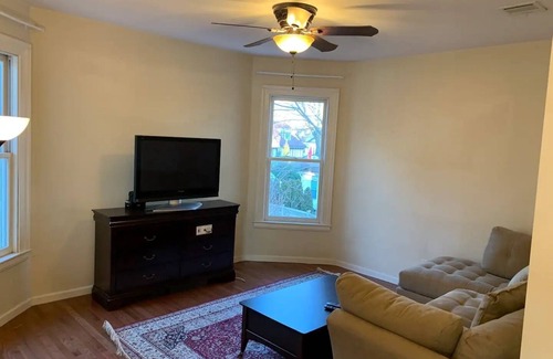 Weehawken Apartment | 7 Minutes to NYC: Superior 1 bedroom Suite