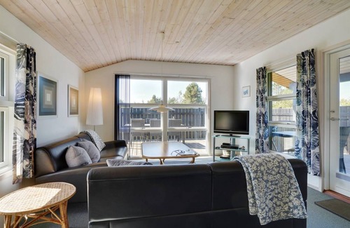 Torup Strand House | 74 m² House ∙ 3 bedrooms ∙ 6 guests