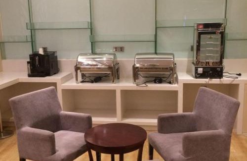 Caidian District Hotel | 7Days Premium Wuhan Caidian Plaza