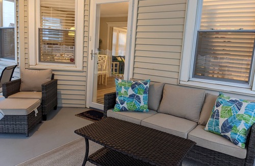 North End Condo | 7th & Central-Cozy 3bed/1bath 2nd floor condo